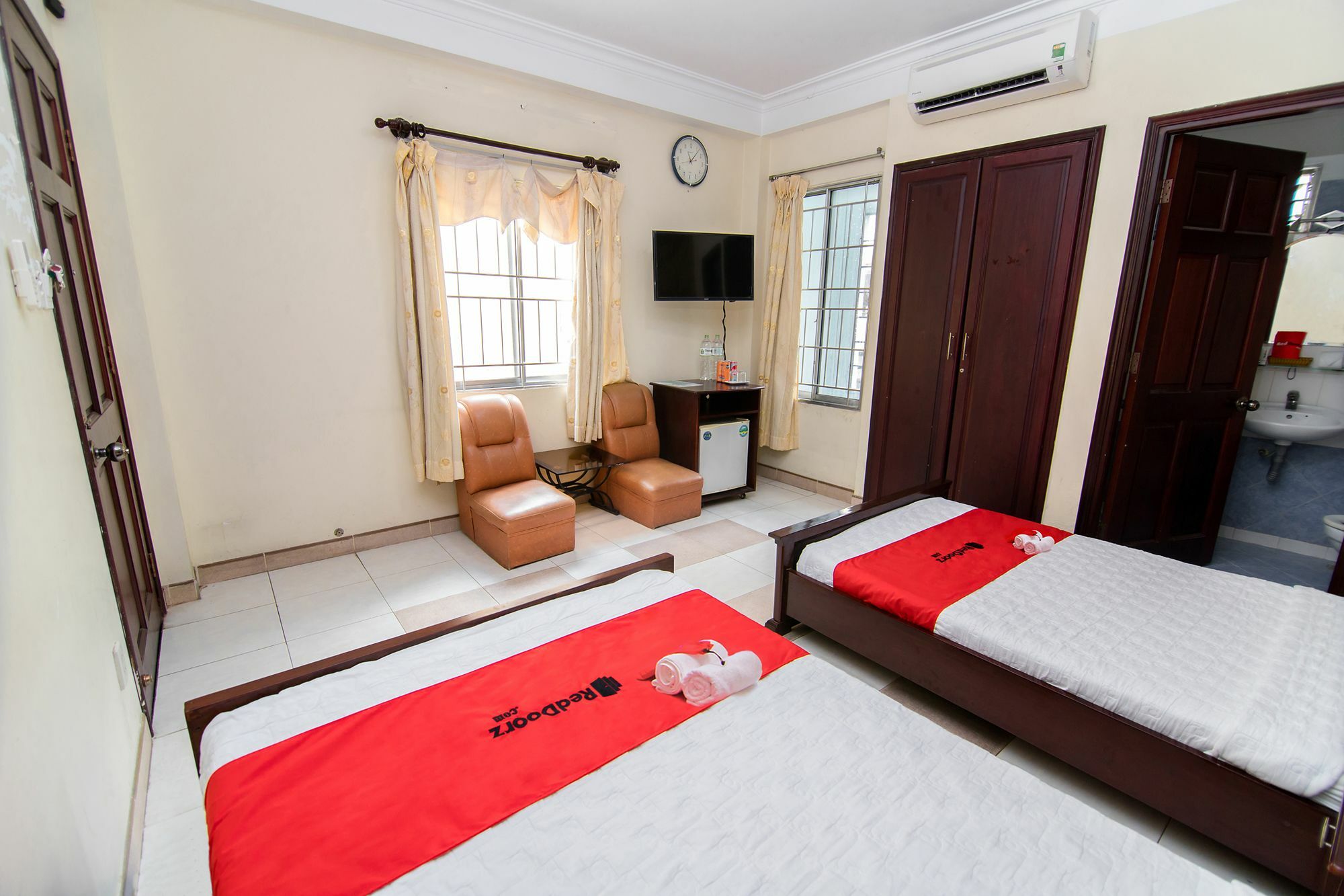 Hotel Reddoorz Near 23Rd September Park Thành Pho Ho Chí Minh Esterno foto