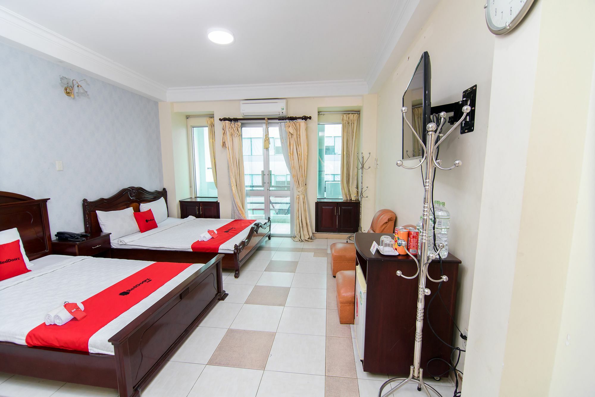 Hotel Reddoorz Near 23Rd September Park Thành Pho Ho Chí Minh Esterno foto